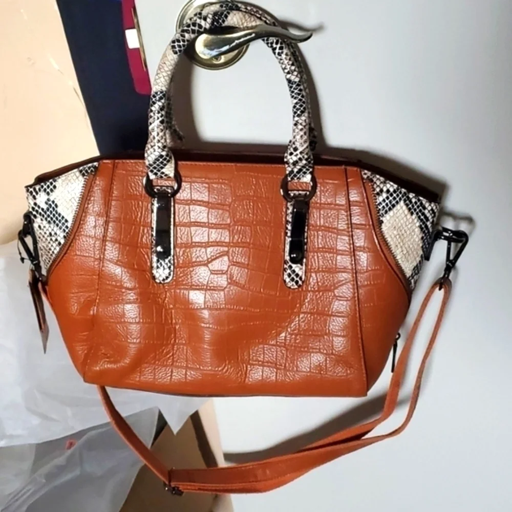 Genuine Leather Reptile Embossed Handbag Snake Accents - Picture 5 of 10